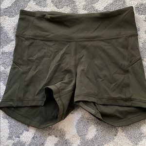 Lululemon shorts!